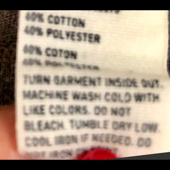 American Eagle Outfitters- A•E•O Gray/White Tee👕 - Picture 6 of 6